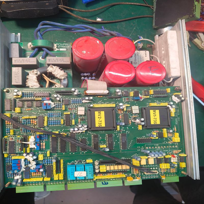 ��ɽRowan׃�l��C330V/2.B.E����Ͽ��پS��